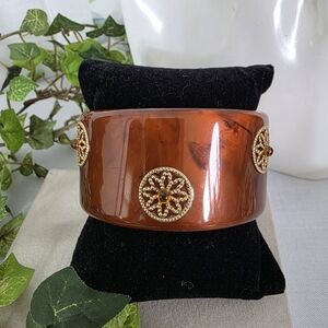 Acrylic Marbled Amber Chunky Wide Bangle Bracelet with Gold Disc Accent